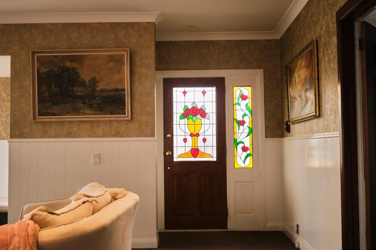 Victorian Designs - Spacious Home In Rotorua Central מראה חיצוני תמונה
